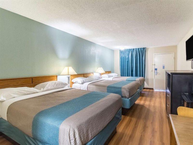 Motel 6-Kenly, Nc ภายนอก รูปภาพ