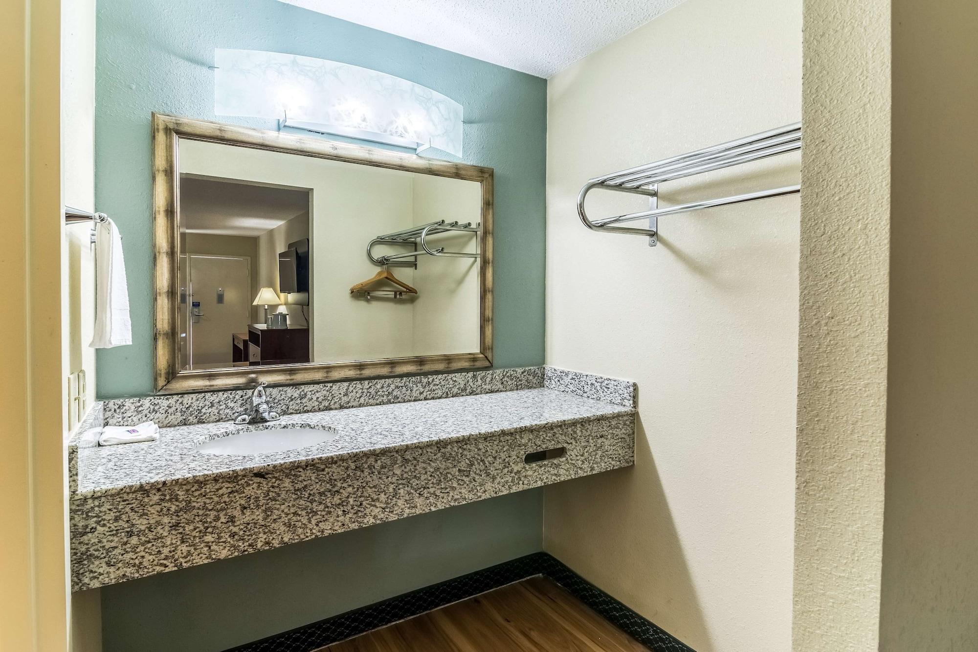 Motel 6-Kenly, Nc ภายนอก รูปภาพ