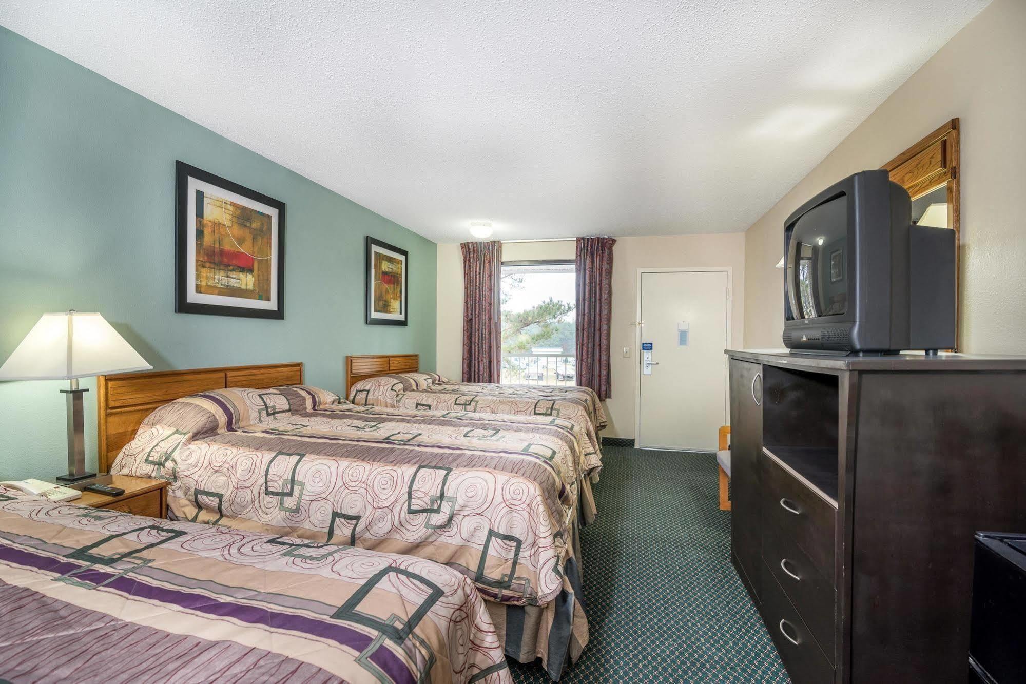 Motel 6-Kenly, Nc ภายนอก รูปภาพ