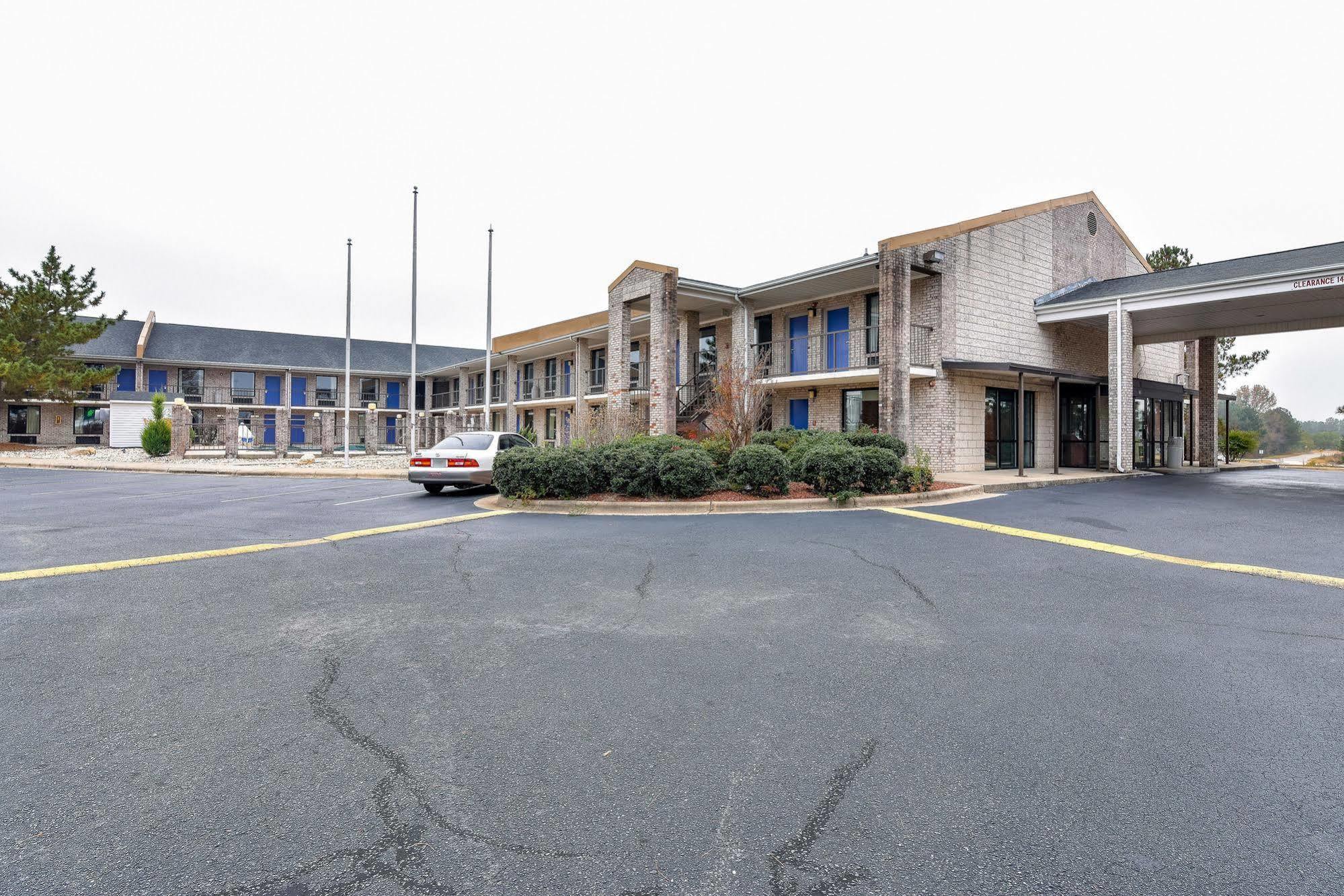 Motel 6-Kenly, Nc ภายนอก รูปภาพ