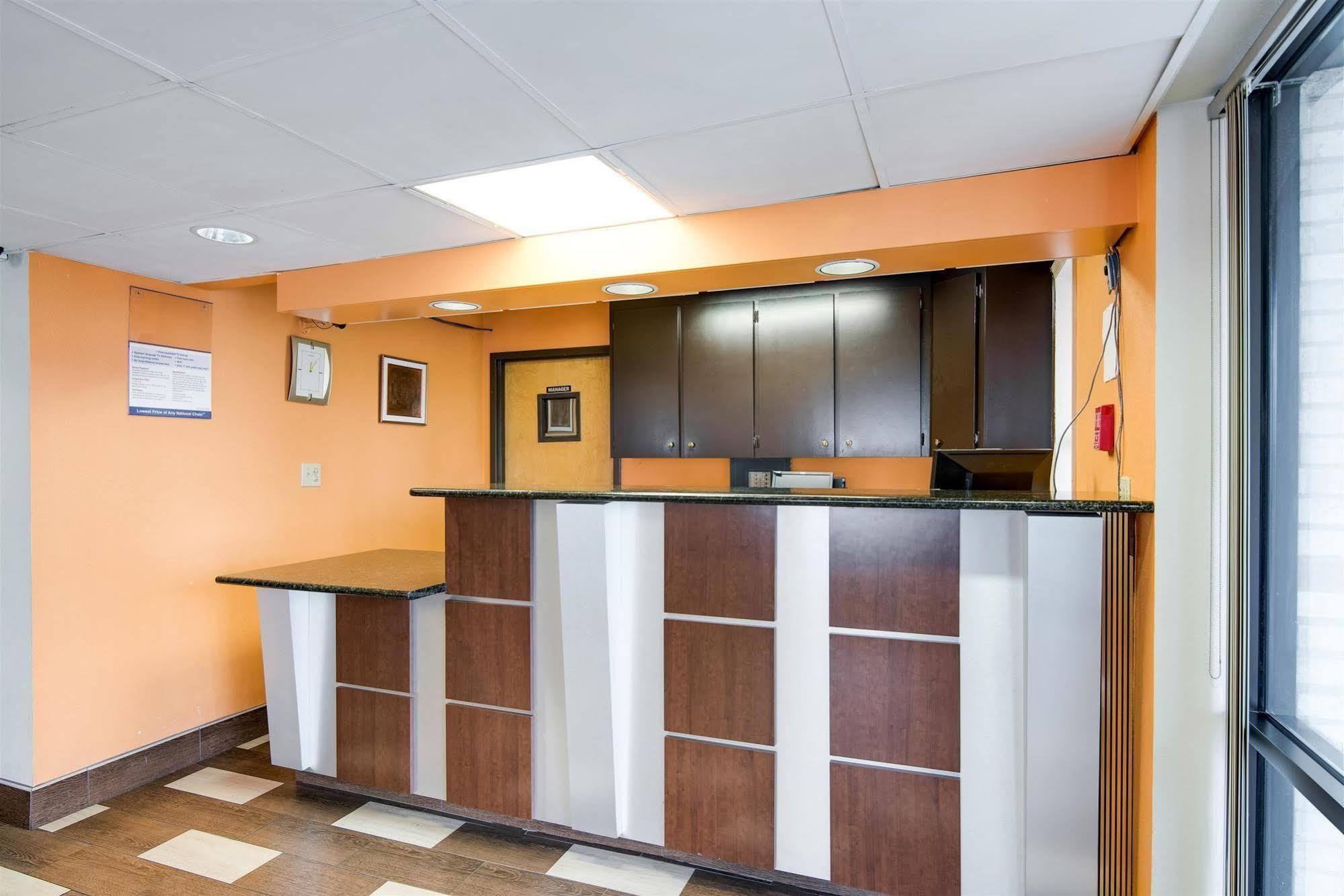 Motel 6-Kenly, Nc ภายนอก รูปภาพ