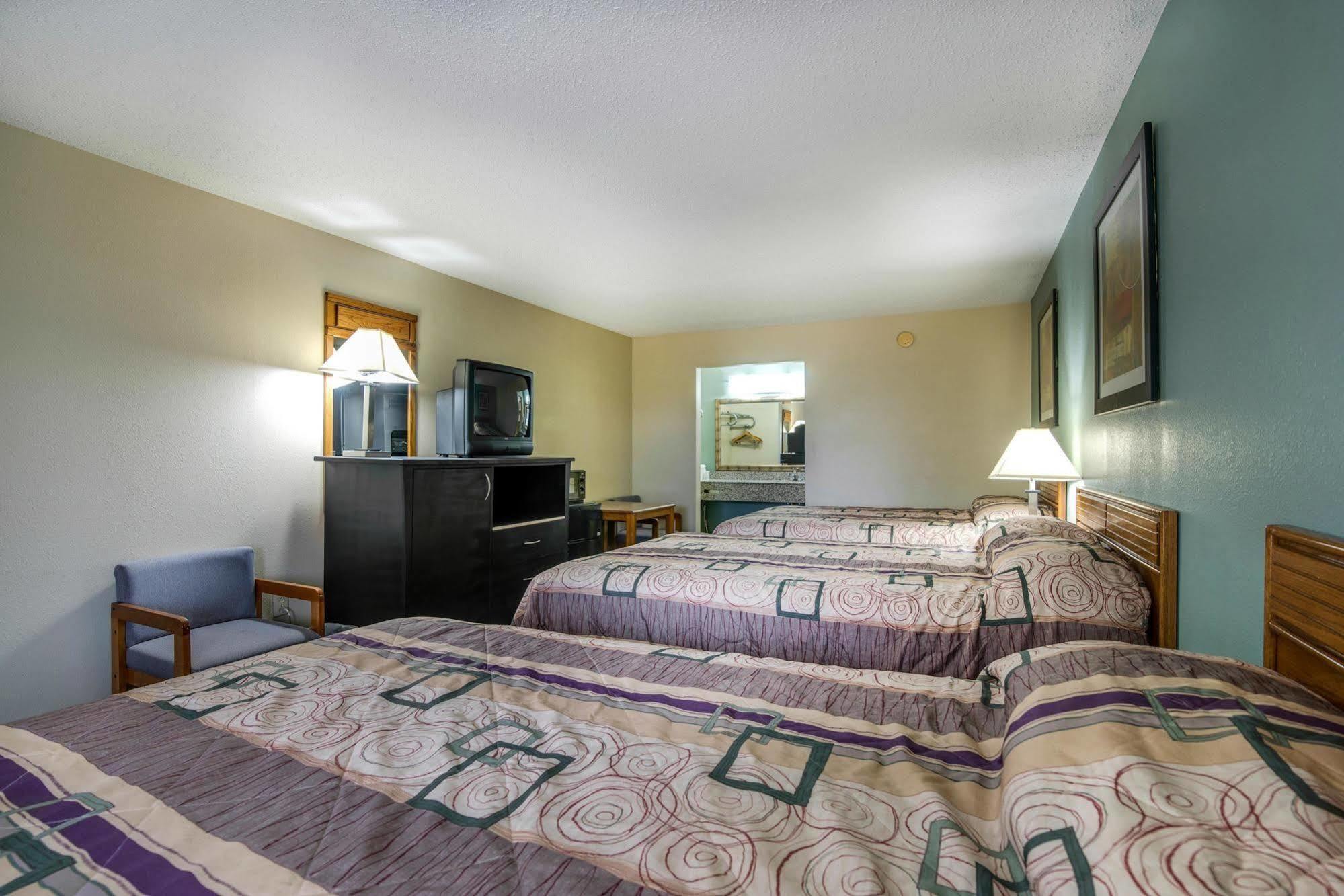 Motel 6-Kenly, Nc ภายนอก รูปภาพ