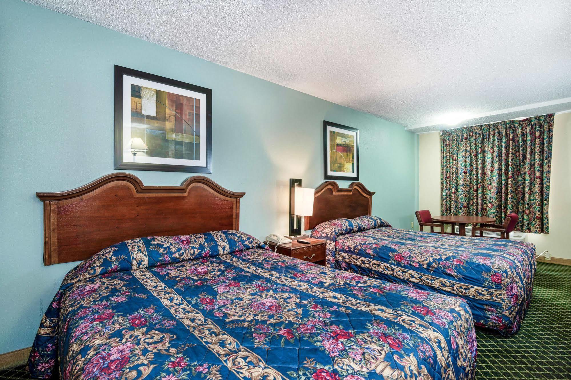 Motel 6-Kenly, Nc ภายนอก รูปภาพ