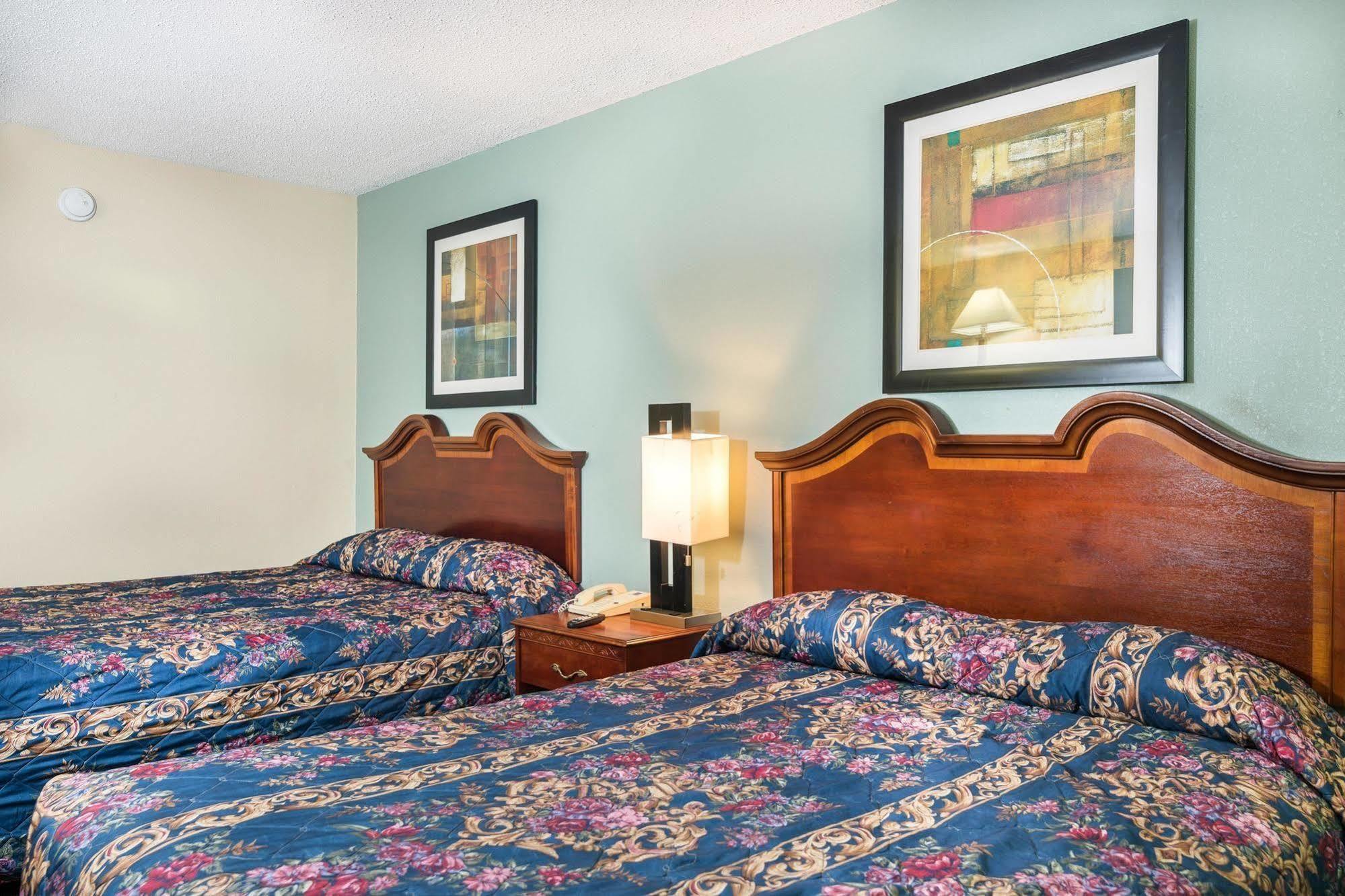 Motel 6-Kenly, Nc ภายนอก รูปภาพ
